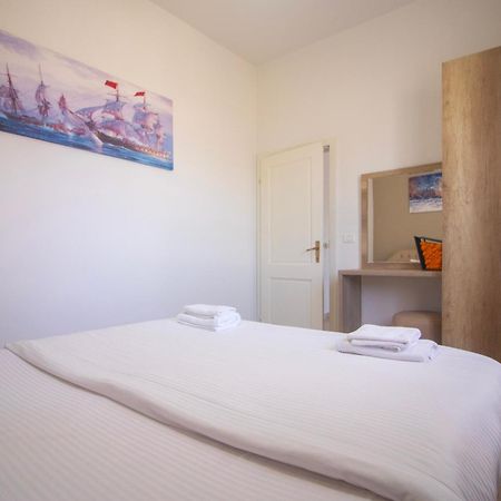 Hotel Princ โกเลม ภายนอก รูปภาพ