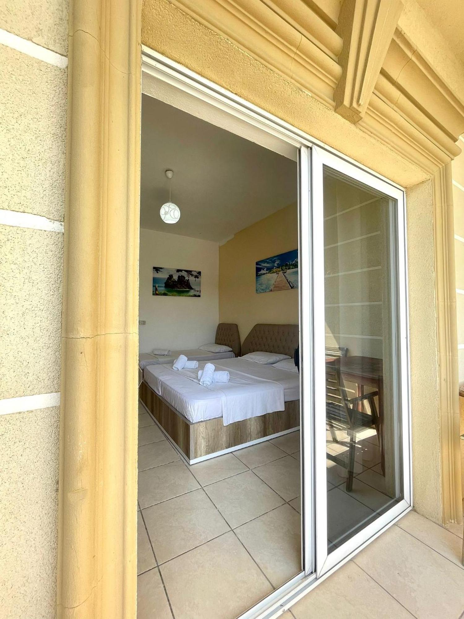Hotel Princ โกเลม ภายนอก รูปภาพ