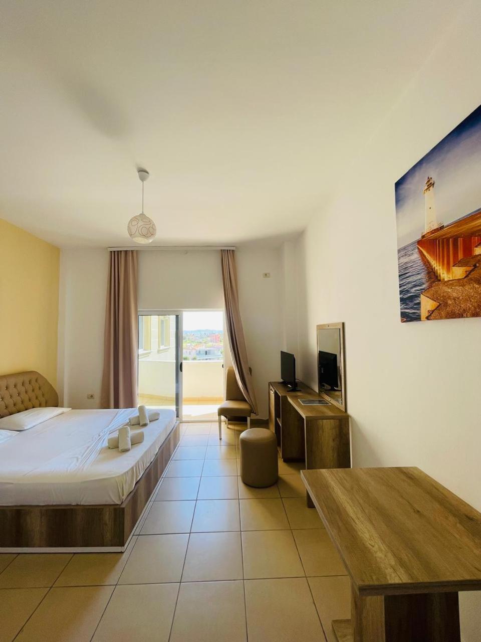 Hotel Princ โกเลม ภายนอก รูปภาพ