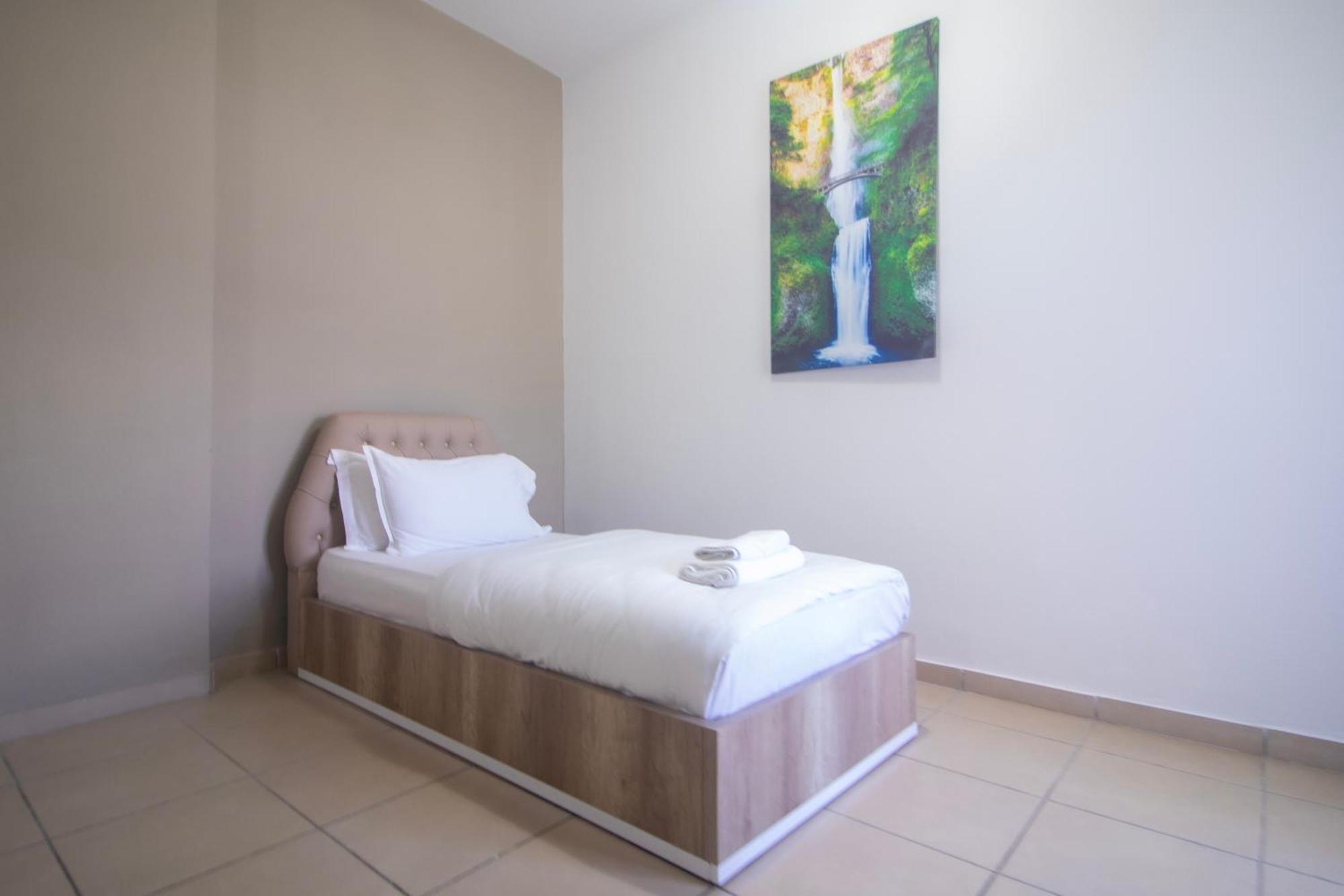 Hotel Princ โกเลม ภายนอก รูปภาพ