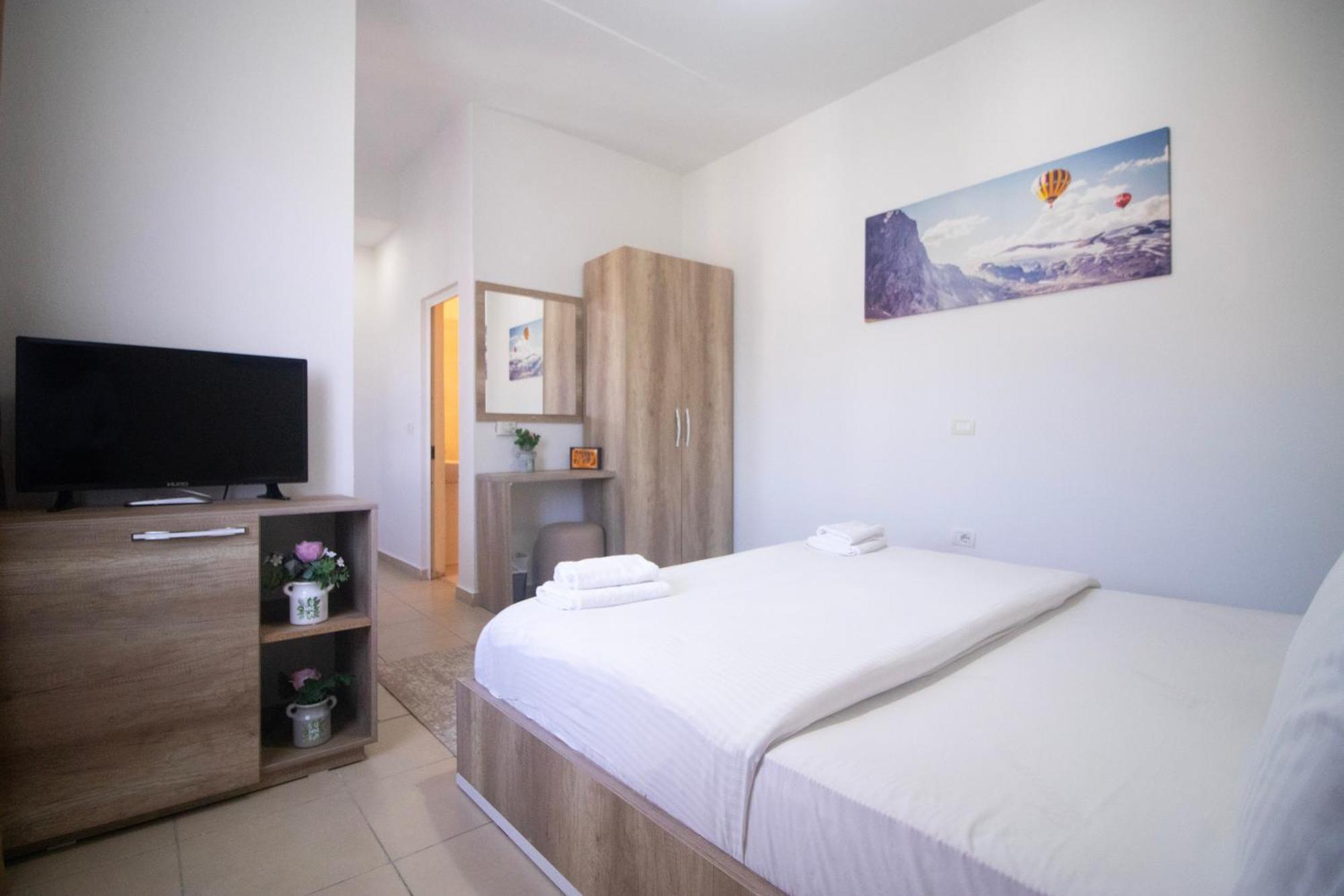 Hotel Princ โกเลม ภายนอก รูปภาพ