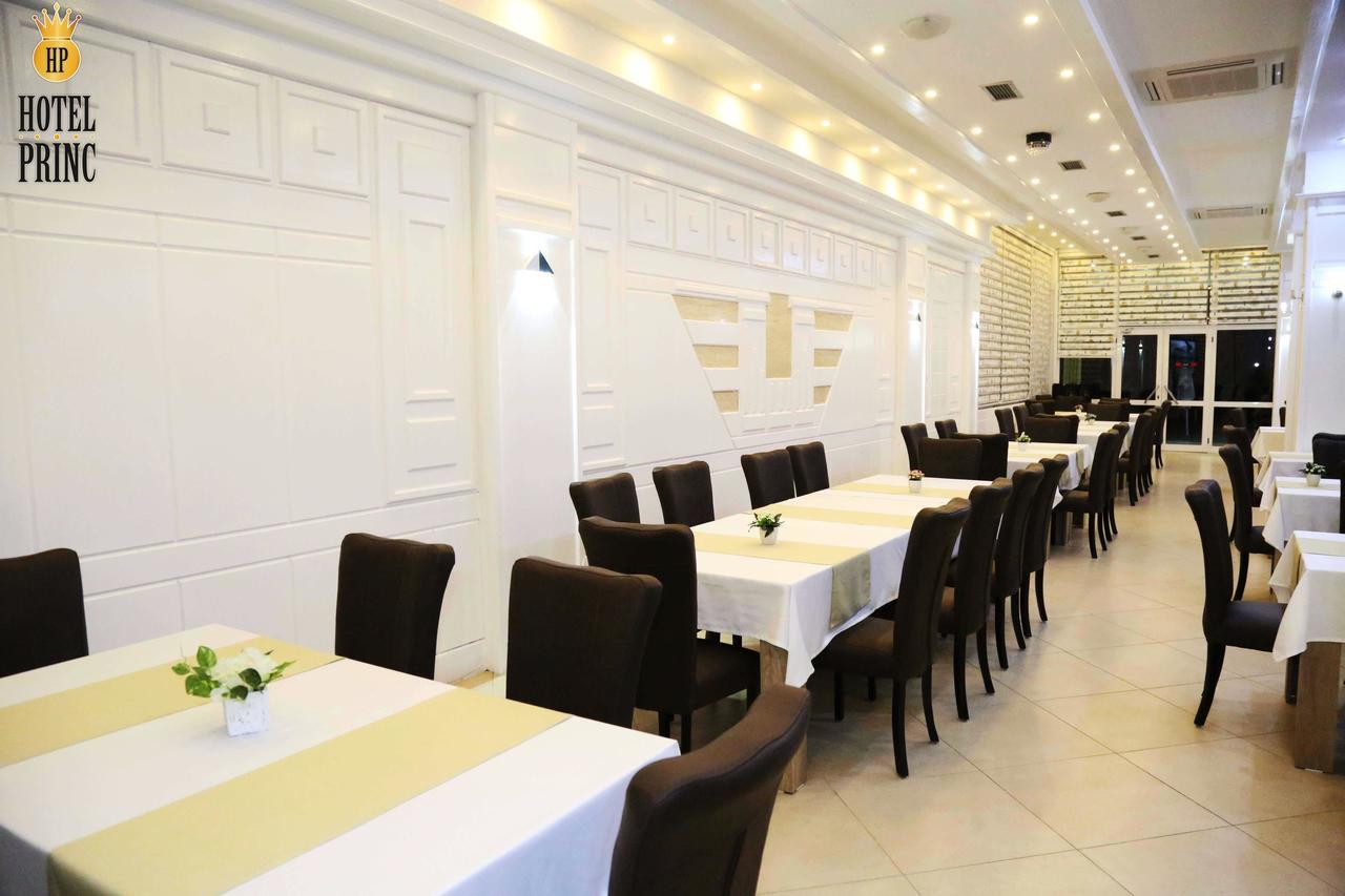 Hotel Princ โกเลม ภายนอก รูปภาพ