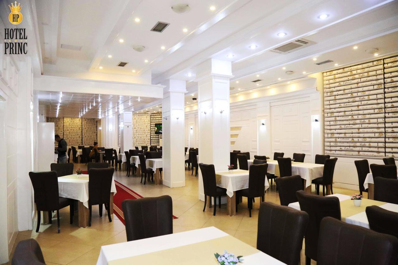 Hotel Princ โกเลม ภายนอก รูปภาพ