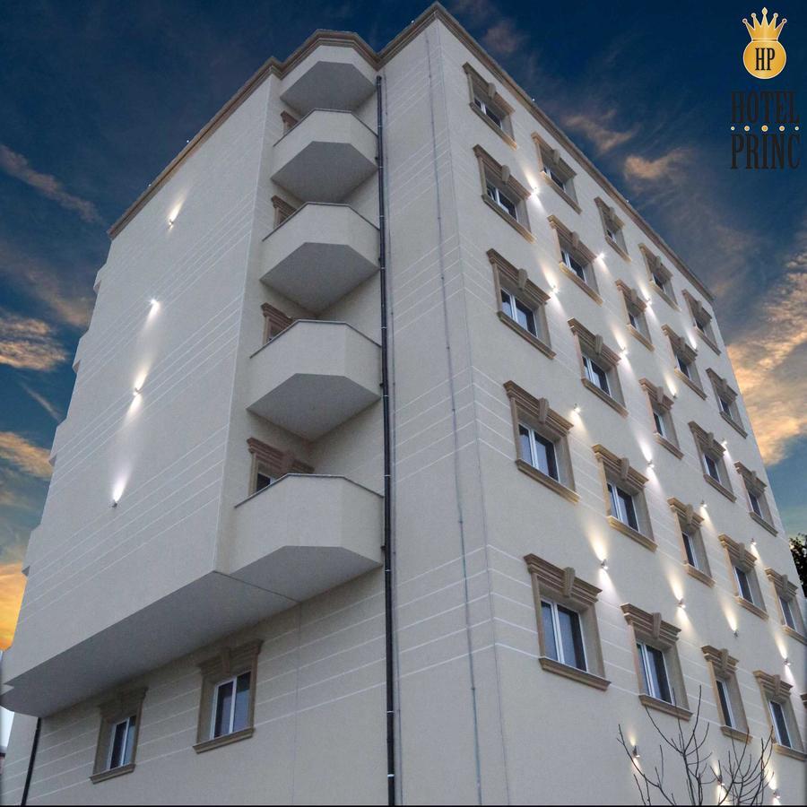 Hotel Princ โกเลม ภายนอก รูปภาพ